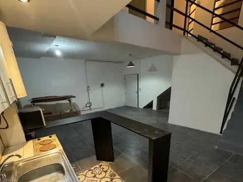 Depto Tipo Casa 3 ambientes con 1 baño