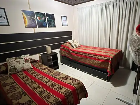 Casa 4 ambientes con 1 baño