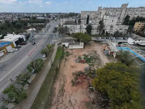 Avenida Amadeo Sabattini 3000
