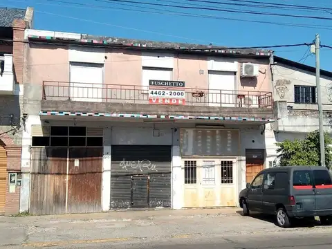 VENTA EN BLOQUE DE LOCALES COMERCIALES Y DEPARTAMENTO EN LA TABLADA