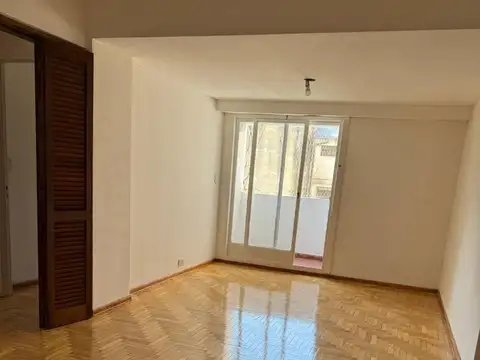 Corrientes 1669 , Piso 4