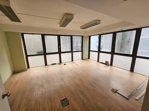 Oficina en Alquiler en Microcentro, Centro