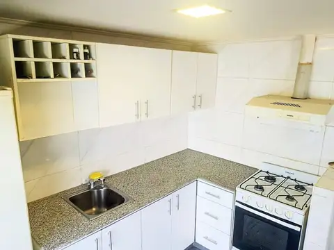 Depto Tipo Casa 2 ambientes con 1 baño