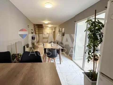 Depto Tipo Casa en Venta de 4 ambientes