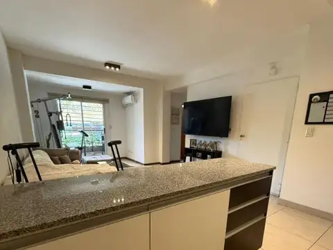3 Ambientes en ALQUILER con Cochera - Hornos 800- Barracas-