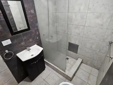 Departamento en Alquiler en Isidro Casanova, $ 520.000
