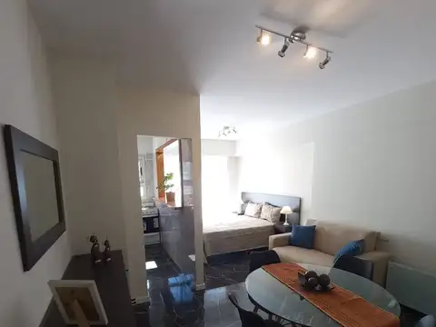 Macrocentro/Tribunales Hermoso monoambiente, totalmente reciclado, amoblado y equipado. IDEAL RENTA