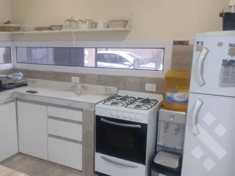 ALQUILER CASA 3 DORMITORIOS CON QUINCHO