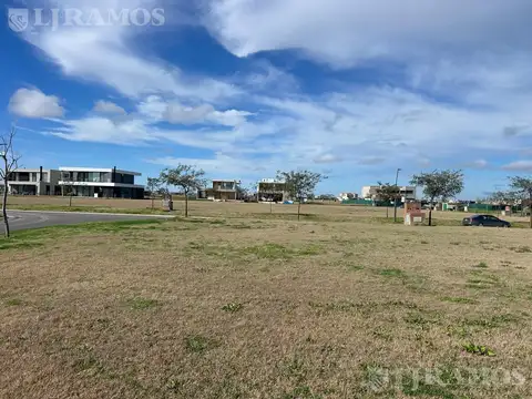Terreno en Venta en Puertos - Barrio Amarras, USD 69.000