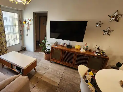 En Venta en Ramos Mejia Casa de 3 Ambientes con Patio en PH F: 10913