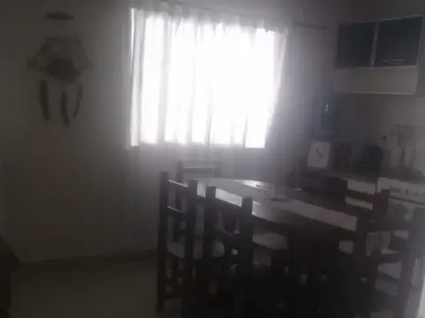 bella vista: impecable triplex