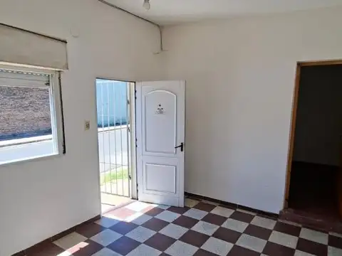 Casa en Alquiler de 1 dormitorio