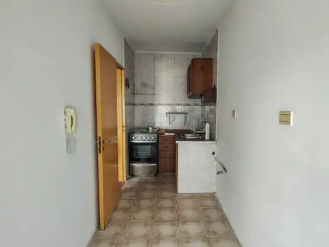 Monoambiente con balcón al contrafrente APTO CRÉDITO.