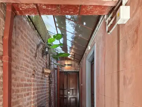 Jorge Newbery ( No Apto Vivienda ) 1800, Piso Pb