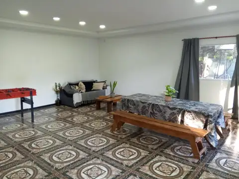 Casa 2 ambientes con 1 baño