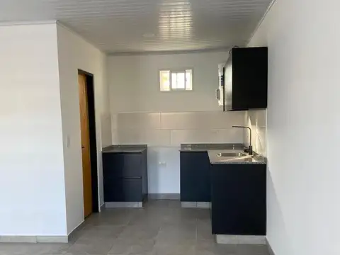 Casa en Alquiler en Portal De La Avenida, $ 350.000