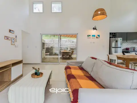 Casa 4 ambientes con 3 baños