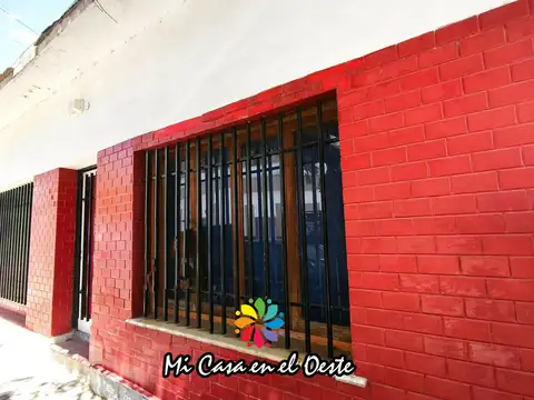 Casa 5 ambientes con 3 baños