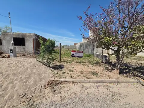 LOTE DE 175 M2 EN ARGUELLO NORTE BARRIO LOTENGO