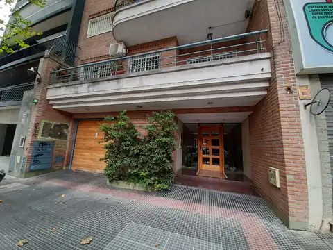 DEPARTAMENTO 3 1/2 AMBIENTES DE CATEGORIA - CENTRO -