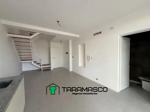Depto Tipo Casa en Venta en Villa Devoto, USD 145.000