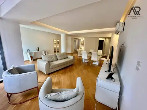 Apartamento en alquiler de 2 dormitorios c/ cochera en Punta Carretas