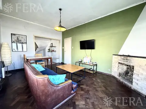Casa en Venta con 1 cochera