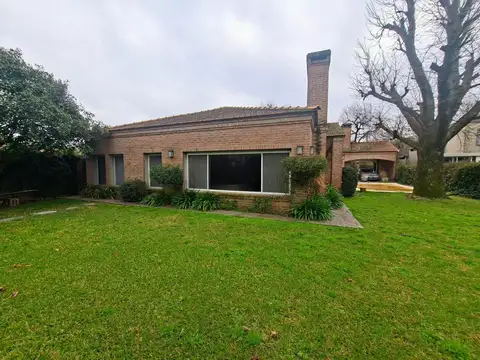 Casa 5 ambientes con 5 baños