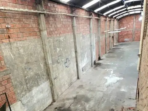 Galpon en Alquiler en San Justo, $ 2.000.000