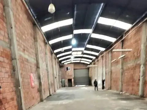 Galpón en Alquiler en San Justo