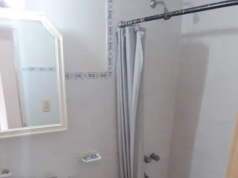 Departamento 4 ambientes con 1 baño