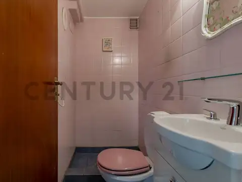 LA PAMPA 1500, Piso 1