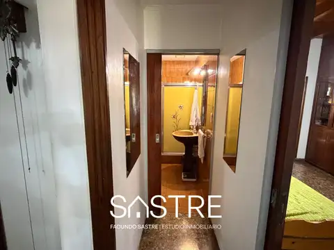 Casa 3 Ambientes con cochera, fondo libre y quincho en Wilde