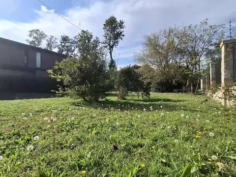 Lote en venta en barrio privado en Martinez, San Isidro