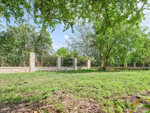 Finca Sarmiento · Lote 16 · Sarmiento 1499