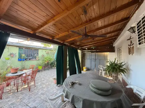 VENTA CASA MAS 3 PH VILLA ALLENDE CENTRO