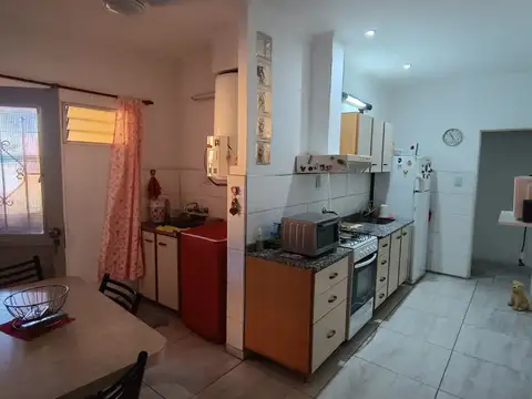 Venta de casa de 3 dormitorios - Patio - Cochera - Local - VGG