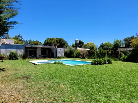Casa en Venta en Lisandro Olmos Etcheverry, USD 110.000