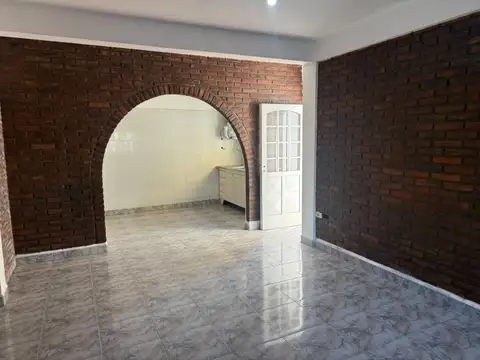 Esthercita 1300 , Piso 0
