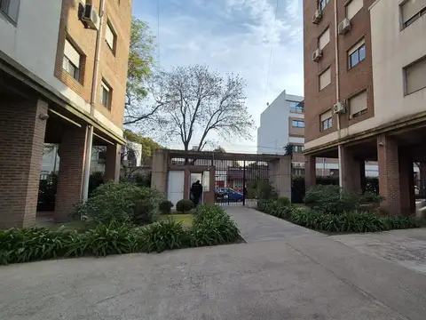 Venta Depto 4Amb Cochera Versalles