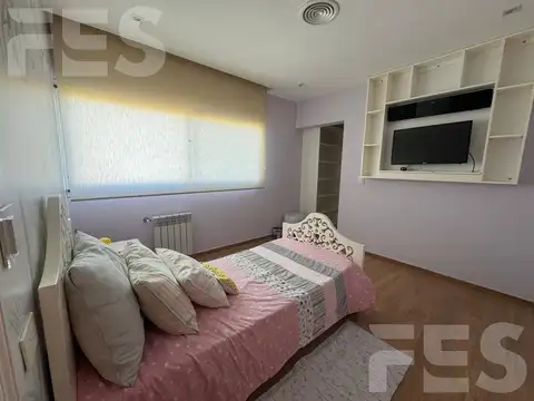 Casa en Venta en Countries y Barrios Cerrados en Ezeiza, USD 790.000
