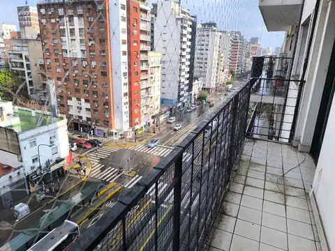 Departamento en alquiler 5 ambientes con cochera balcón