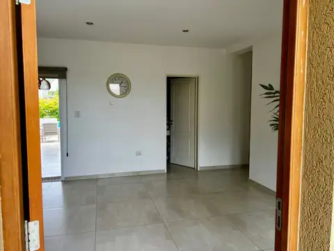 Casa en Venta en Pilar del Este - San Ramón, USD 188.000