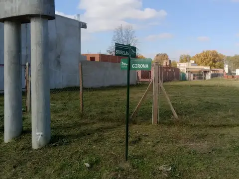LOTE EN VENTA CON ESCRITURA BARRIO LA ESPERANZA