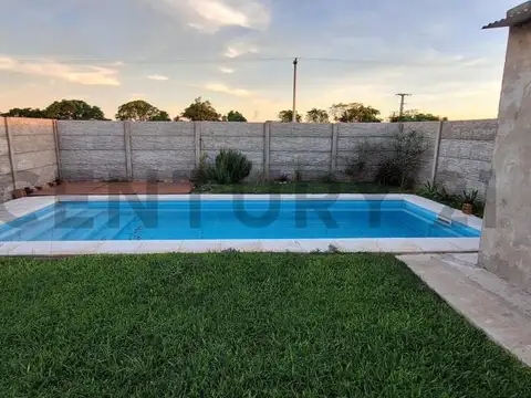 Se vende terreno con pileta en Rafaela