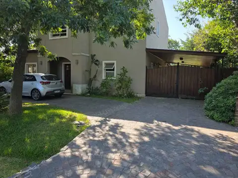 Casa en Venta en La Lonja, USD 250.000