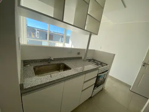 Departamento en Alquiler con 1 cocheras