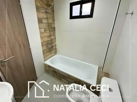 Depto Tipo Casa 3 ambientes con 2 baños