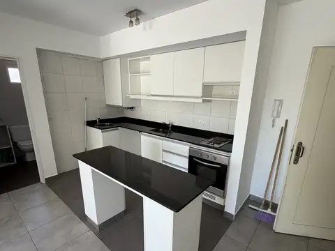 Departamento en Alquiler con 1 cocheras