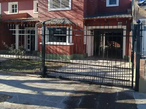 VENTA CASA 3 DORM, BARRIO CAPELLAN, CIPOLLETTI, RIO NEGRO